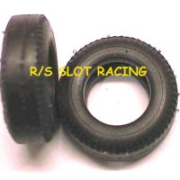 Ortmann 28c – Scalextric style large tyre with single pattern on each edge